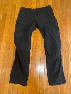 Black 5.11 Apex tech pants